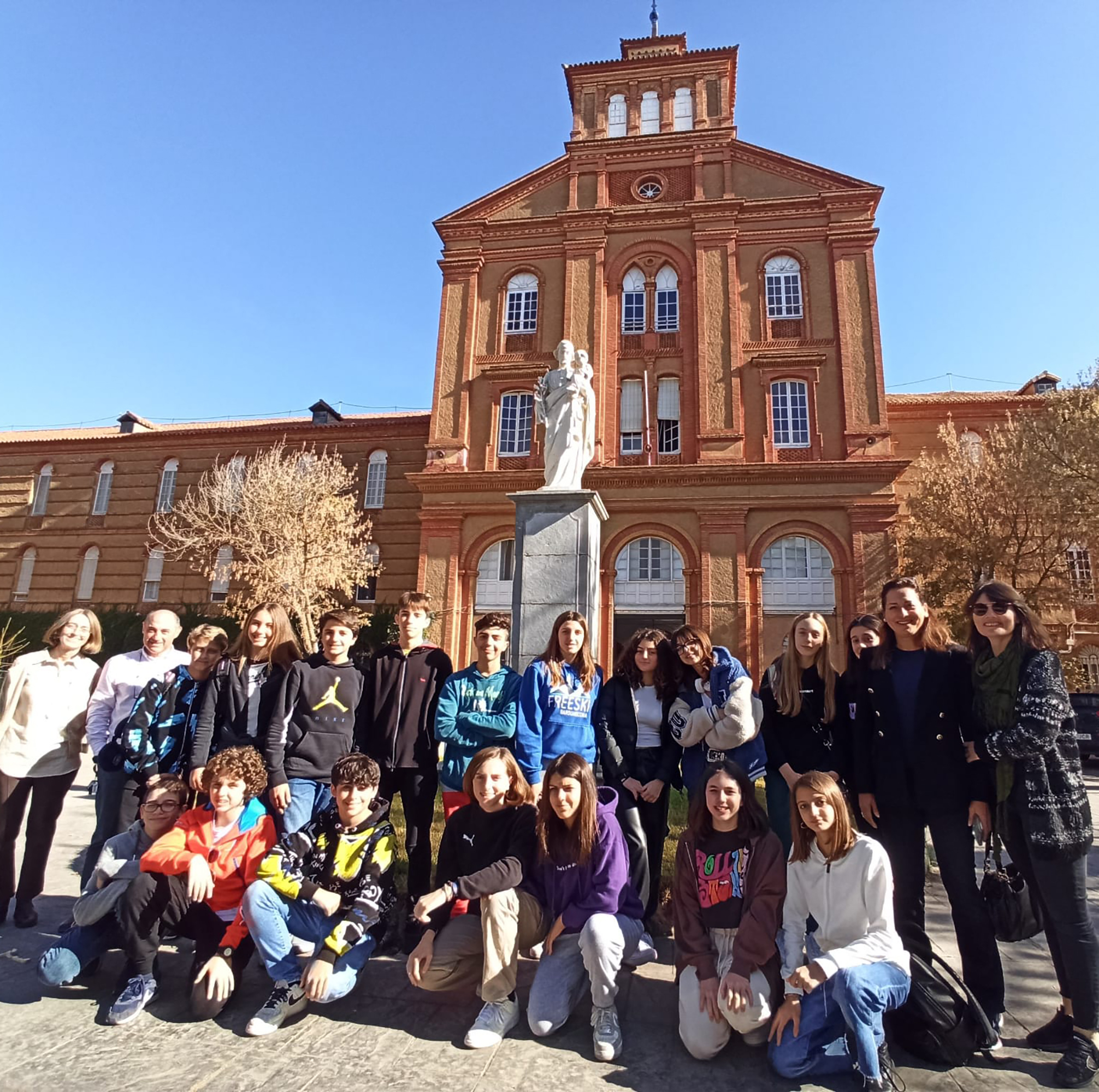 Arrivo al Colegio 1
