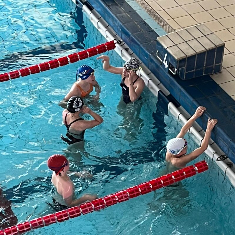 Gara di nuoto 2